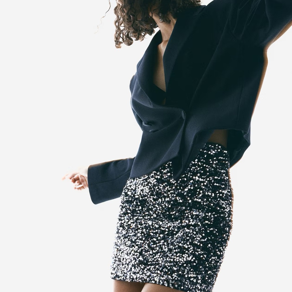 NWT Sequin Black and Silver Skirt